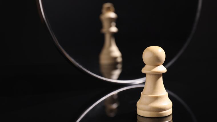 Ego y egocentrismo: ¿cuándo la confianza en uno mismo se convierte en un problema?