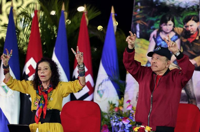 Dictadores y represión