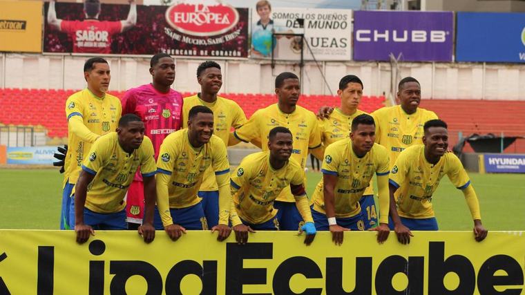 Insólito: El partido entre 22 de Julio y Gualaceo no se jugó porque el equipo local no pagó el arbitraje