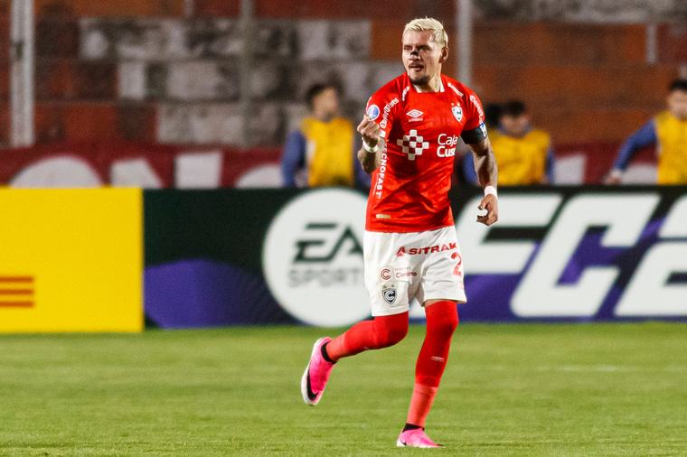 ¡Sigue en racha! Carlos Garcés marcó en la goleada de Cienciano