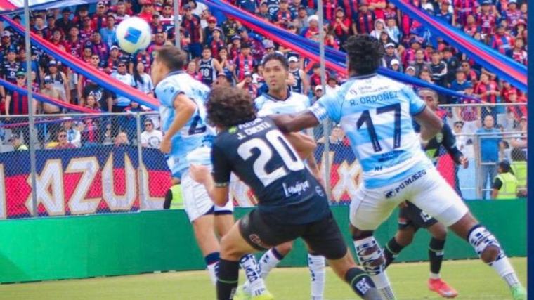 Deportivo Quito cae goleado ante Inter Quito y complica sus opciones en la Segunda Categoría
