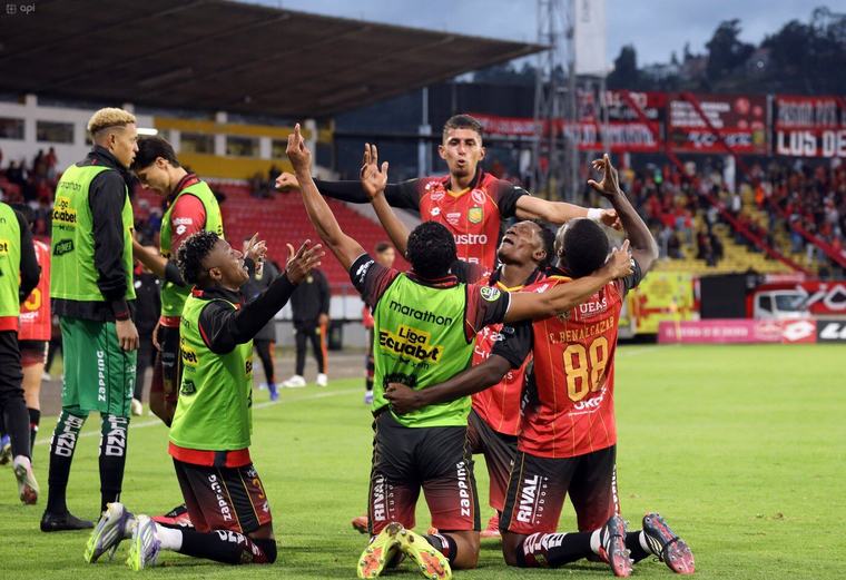 Deportivo Cuenca vence a Guayaquil City y toma aire en la pelea por evitar el descenso