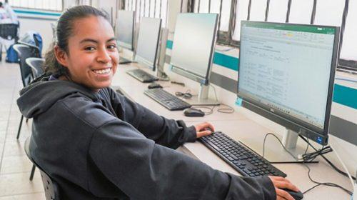Becas ‘Talento Joven’: 3.200 universitarios podrán recibir USD 569,23