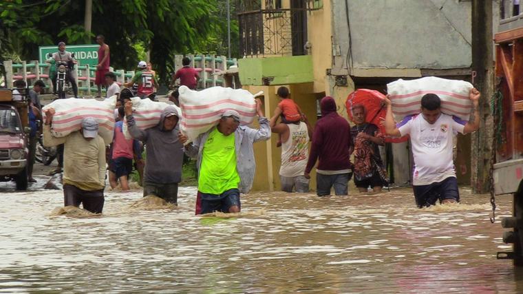 El oceanógrafo Jonathan Cedeño explica qué significa la alerta roja por El Niño y sus riesgos para Ecuador