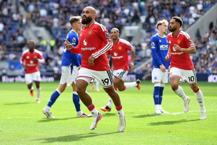 Everton amarga al Manchester United tras empate en la Premier League