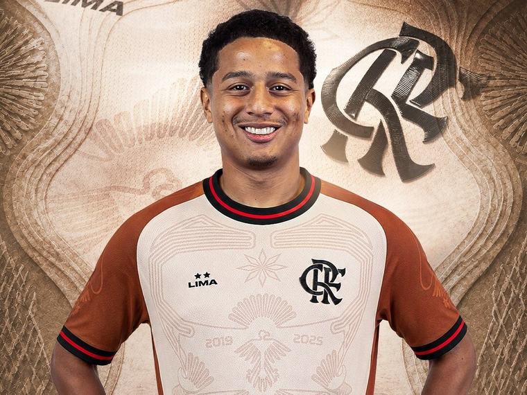 Anthony Valencia revela la razón detrás del número 14 que llevará en el Flamengo