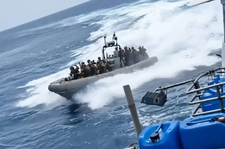 Tripulantes de embarcación ecuatoriana transmiten en vivo su interceptación por militares de EE.UU.