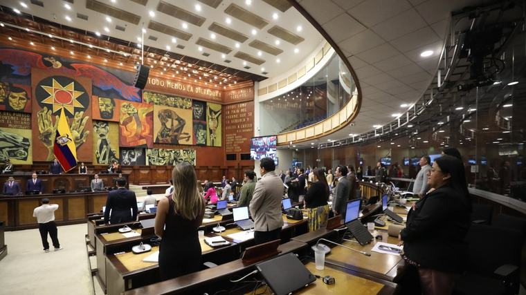 Caso Progen: Asamblea exonera de responsabilidad política a ministros de Daniel Noboa
