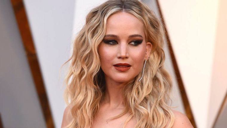 Necesito movimiento en mi cara: Jennifer Lawrence revela cómo enfrenta el paso del tiempo en su rostro