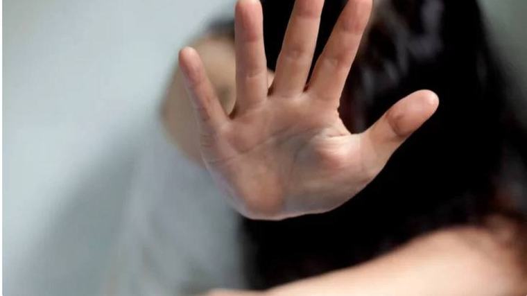 Santo Domingo: una discusión terminó en una agresión entre adolescentes