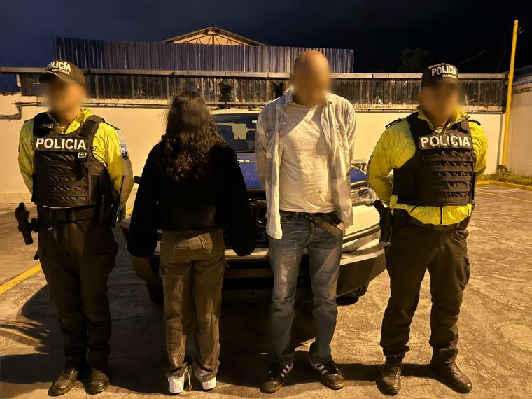 Conductor recogió a cuatro pasajeros en Carapungo y terminó atacado y asaltado en el sur de Quito