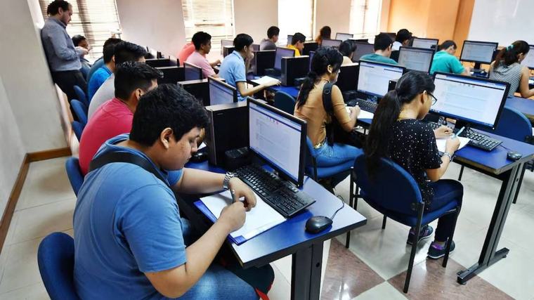 Estudiantes universitarios representan cerca del 80% de los miembros de mesa para las elecciones de 2026