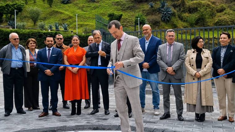 UTPL inaugura nuevo centro de convenciones en Loja y conmemora 50 años de educación a distancia