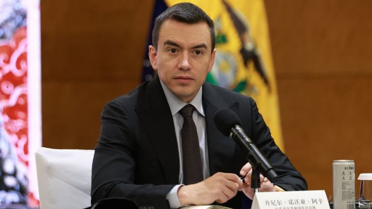 Transparencia a medias: el problema de la información pública en Ecuador