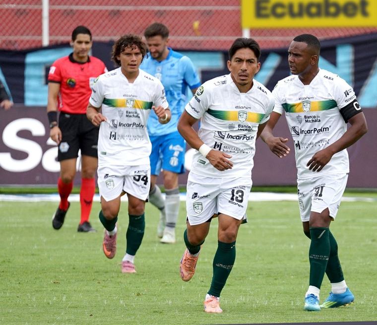 Erick Zambrano se rompe el ligamento cruzado anterior y será baja por varios meses en Orense SC
