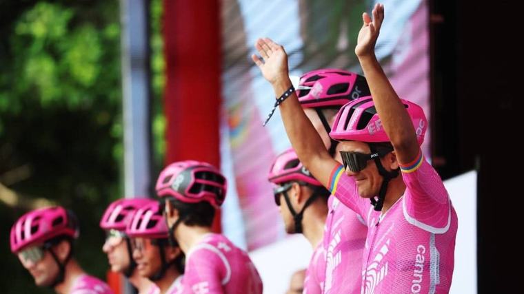 Richard Carapaz mantiene la cuarta posición general tras completar la etapa 13 de la Vuelta a España