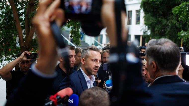 Avance de la ultraderecha en Alemania: candidato con ideas afines al nazismo toma protagonismo