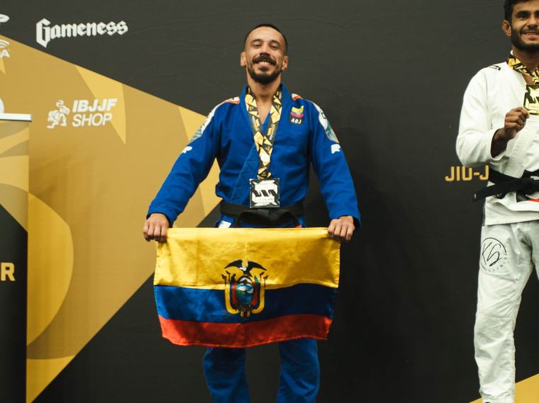Andrés Alvarado queda vicecampeón del Mundial Máster de Jiu-jitsu en cinturón negro: “No estoy 100 % satisfecho, pero feliz de llegar al segundo puesto”