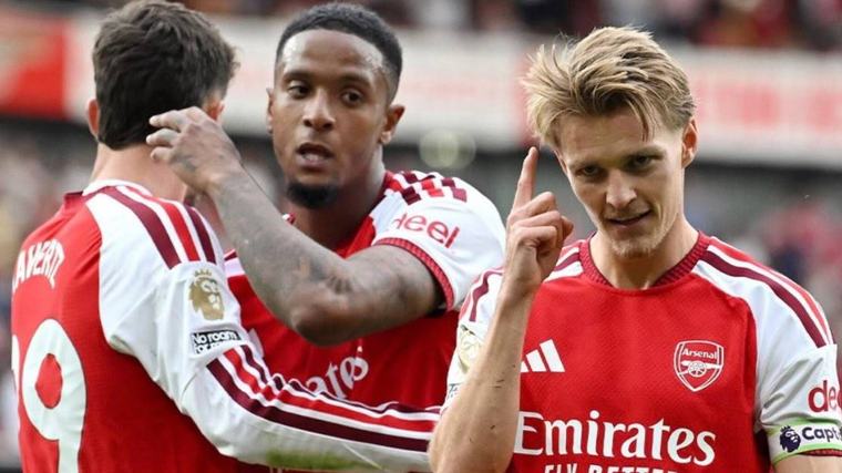 Arsenal vence 2-1 a Chelsea en el clásico de Londres con goles de Havertz y Ødegaard