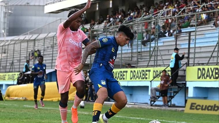 ¡Duro golpe en el Jocay!: La amarga derrota de Delfín SC que desató el enojo de la hinchada