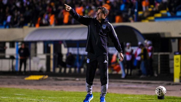 Medrán mantiene la esperanza de Emelec para clasificar a un torneo internacional