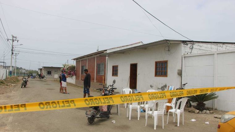 Ataque armado en Santa Elena: conocido vendedor de la zona acribillado en su casa