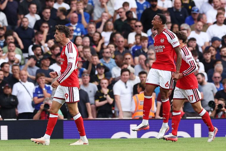 Arsenal derrota al Chelsea y se queda con el derbi de Londres