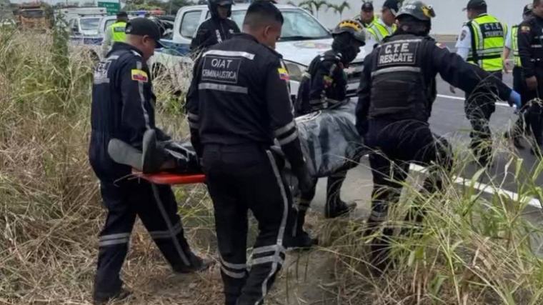 Investigan muerte de motociclista en accidente en la vía Portoviejo-Manta