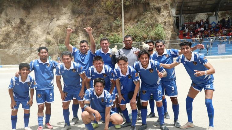 Cruzeiro volvió a la categoría máxima en la liga barrial de Guápulo gracias a su tridente