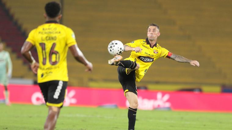 Damián Díaz desafía al tiempo en su tercer período con Barcelona SC